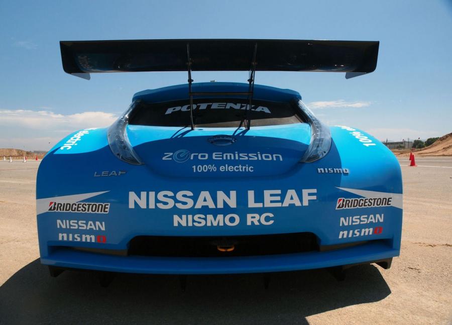  Nissan Leaf NISMO RC Concept 2013 года  (фото 26 из 27)